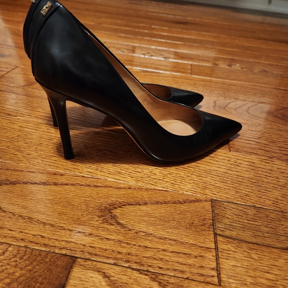 Coach Pumps - Picture 6 of 6